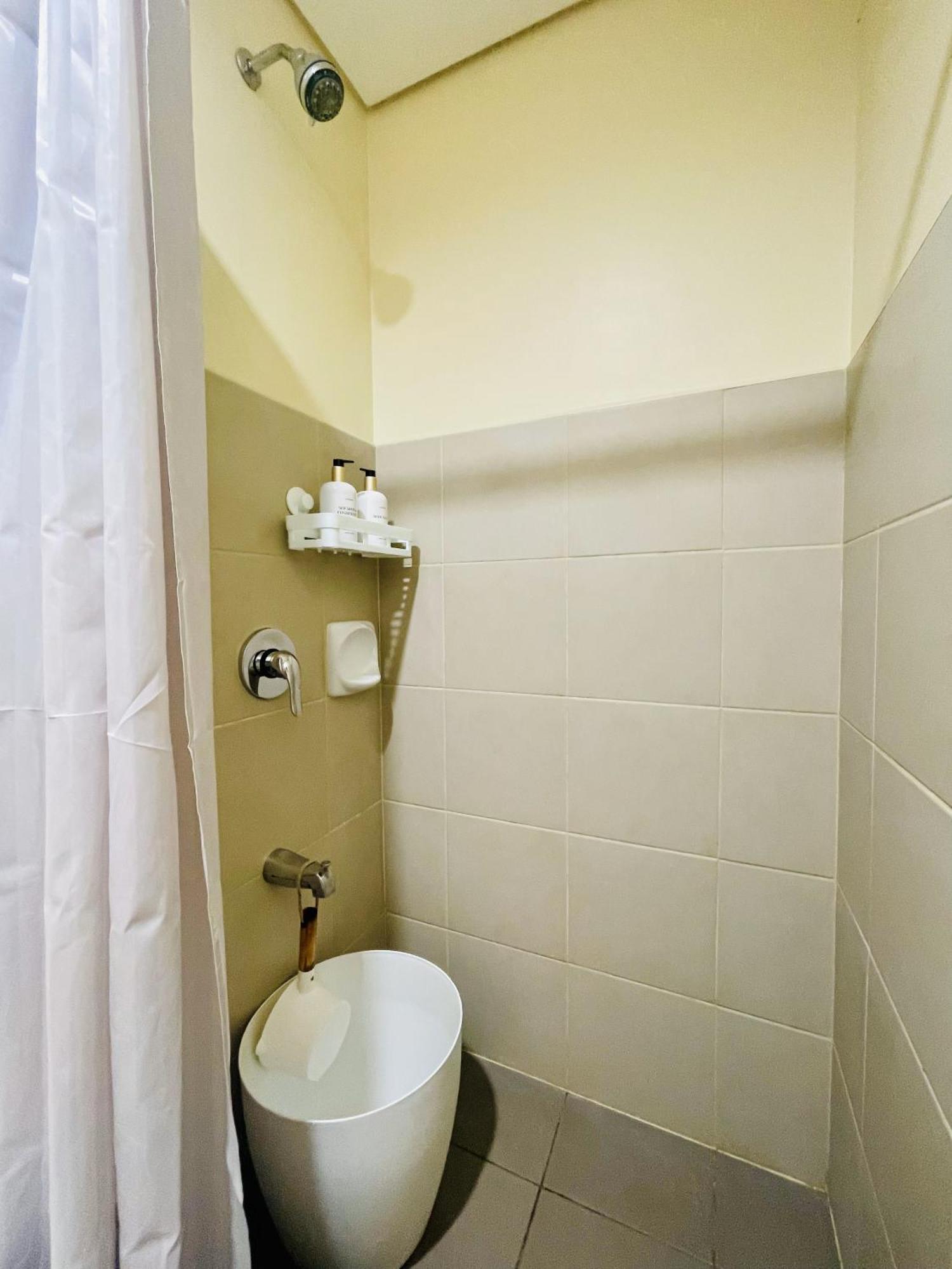 2-Bedroom Condo Unit With Balcony At Centrio Tower Beside Ayala Centrio Mall Downtown Cdo Cagayan de Oro Exterior photo