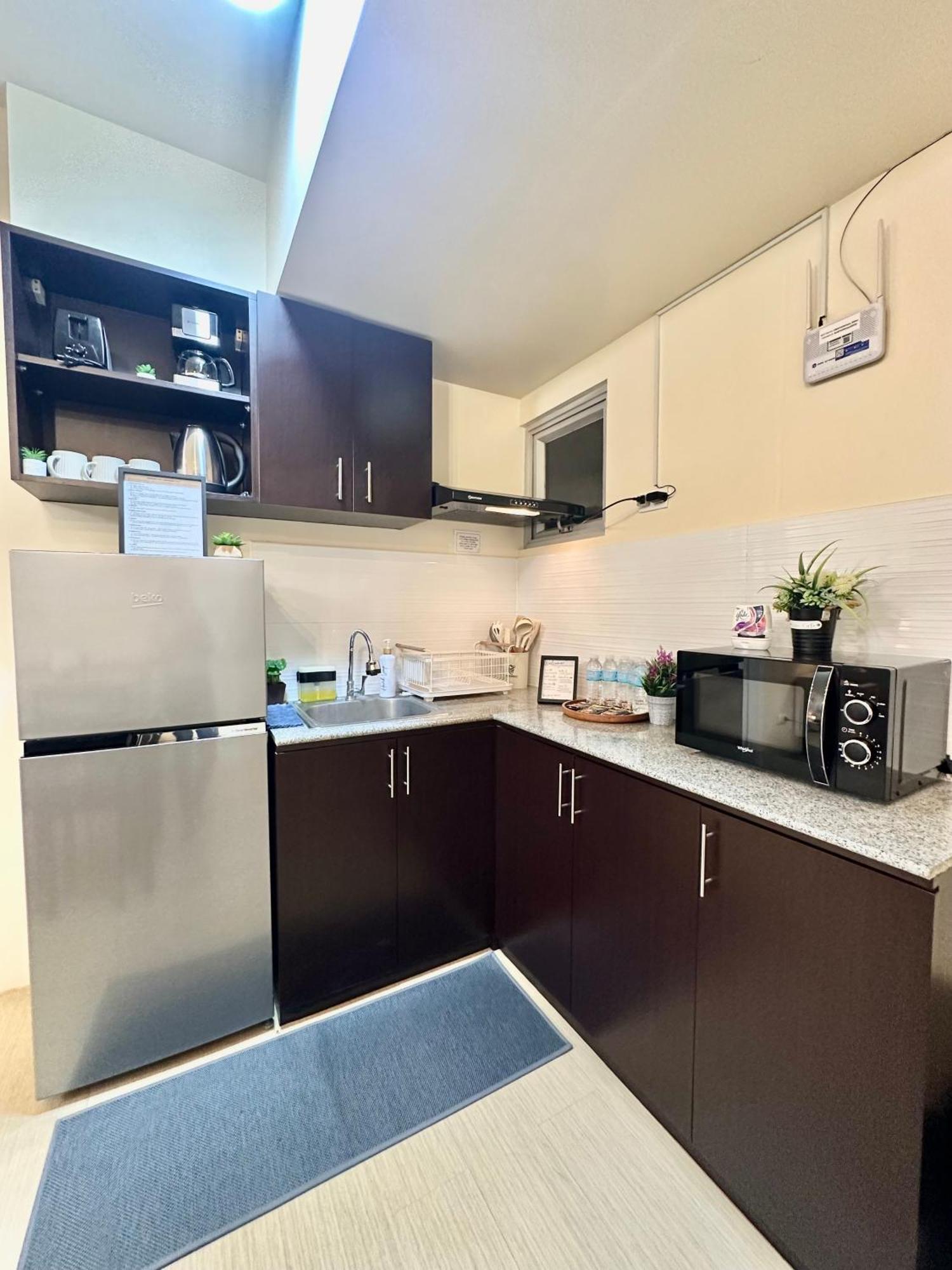 2-Bedroom Condo Unit With Balcony At Centrio Tower Beside Ayala Centrio Mall Downtown Cdo Cagayan de Oro Exterior photo